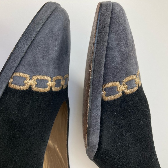 Stuart Weitzman Black and Gray Suede Heels with Gold Embroidered Chain - Picture 4 of 9